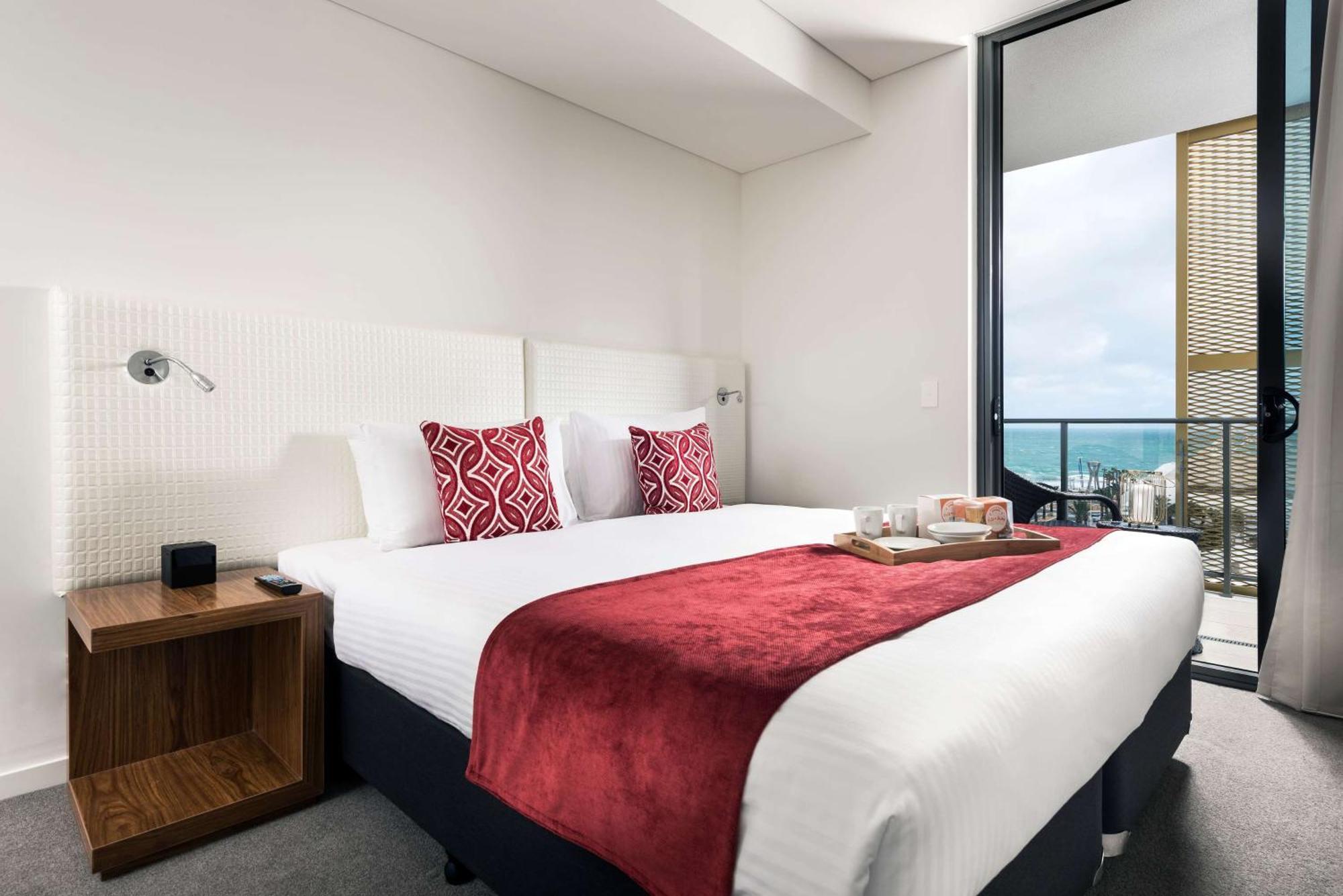 Ramada By Wyndham Vetroblu Scarborough Beach Perth Dış mekan fotoğraf