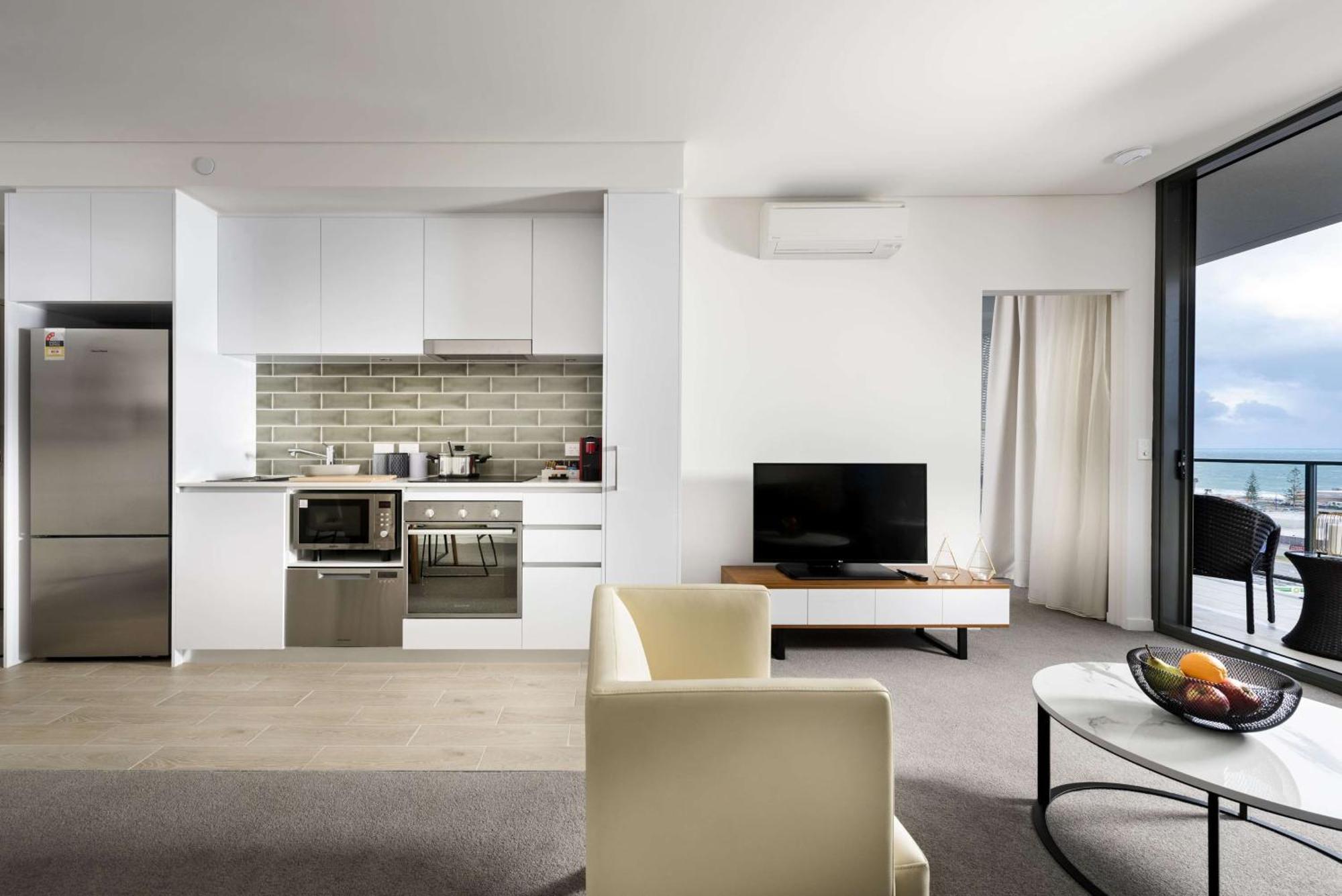 Ramada By Wyndham Vetroblu Scarborough Beach Perth Dış mekan fotoğraf