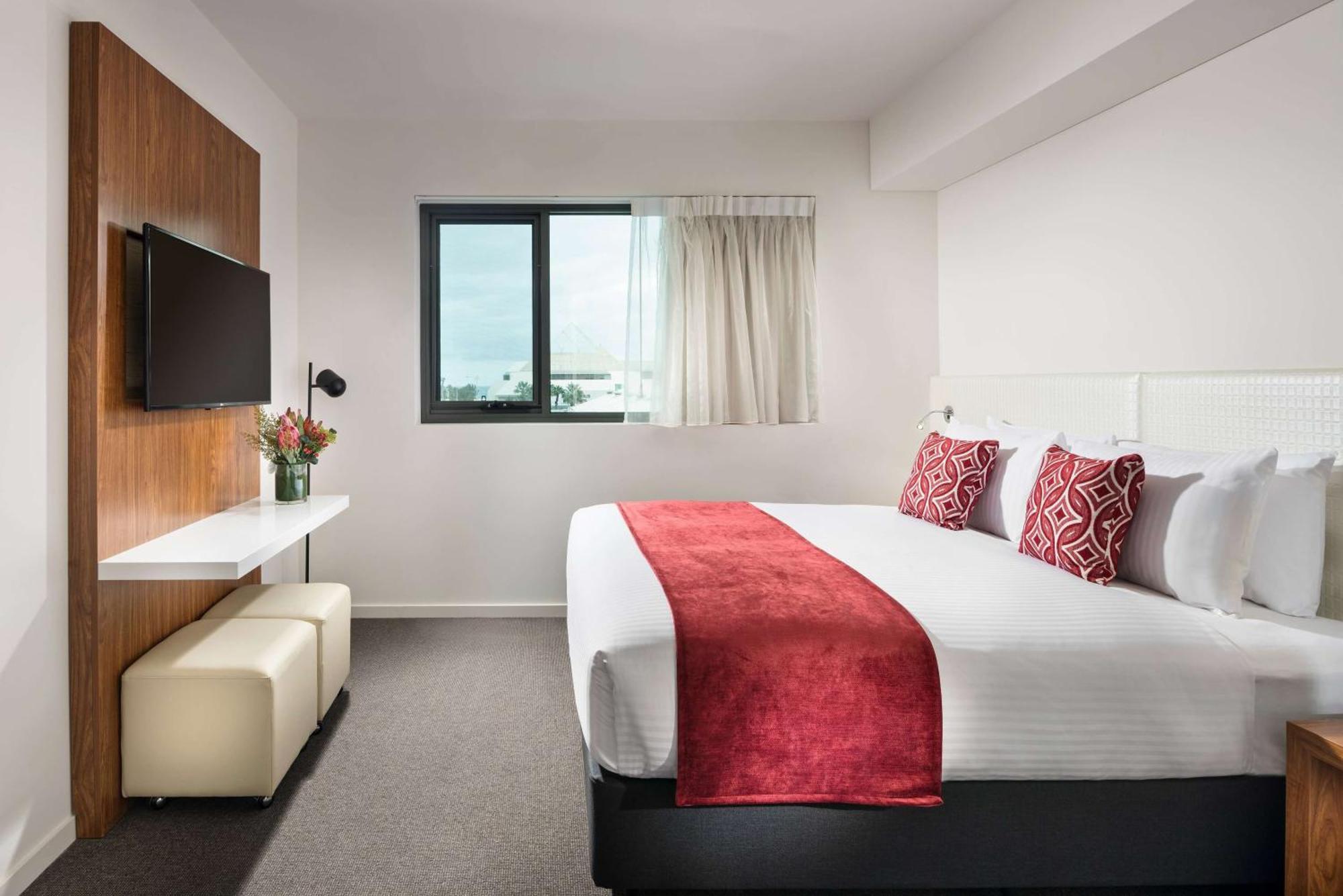 Ramada By Wyndham Vetroblu Scarborough Beach Perth Dış mekan fotoğraf