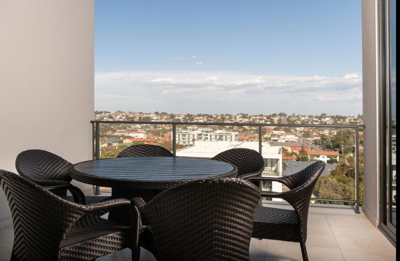 Ramada By Wyndham Vetroblu Scarborough Beach Perth Dış mekan fotoğraf